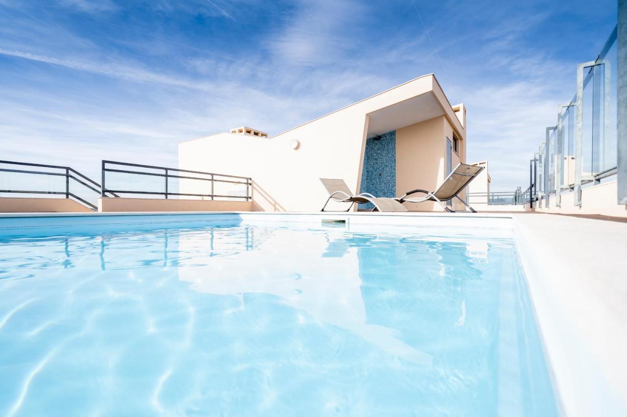 Apartmán Oceanfront: Luxury Spectacular Sea Views And Pool Olhão Exteriér fotografie