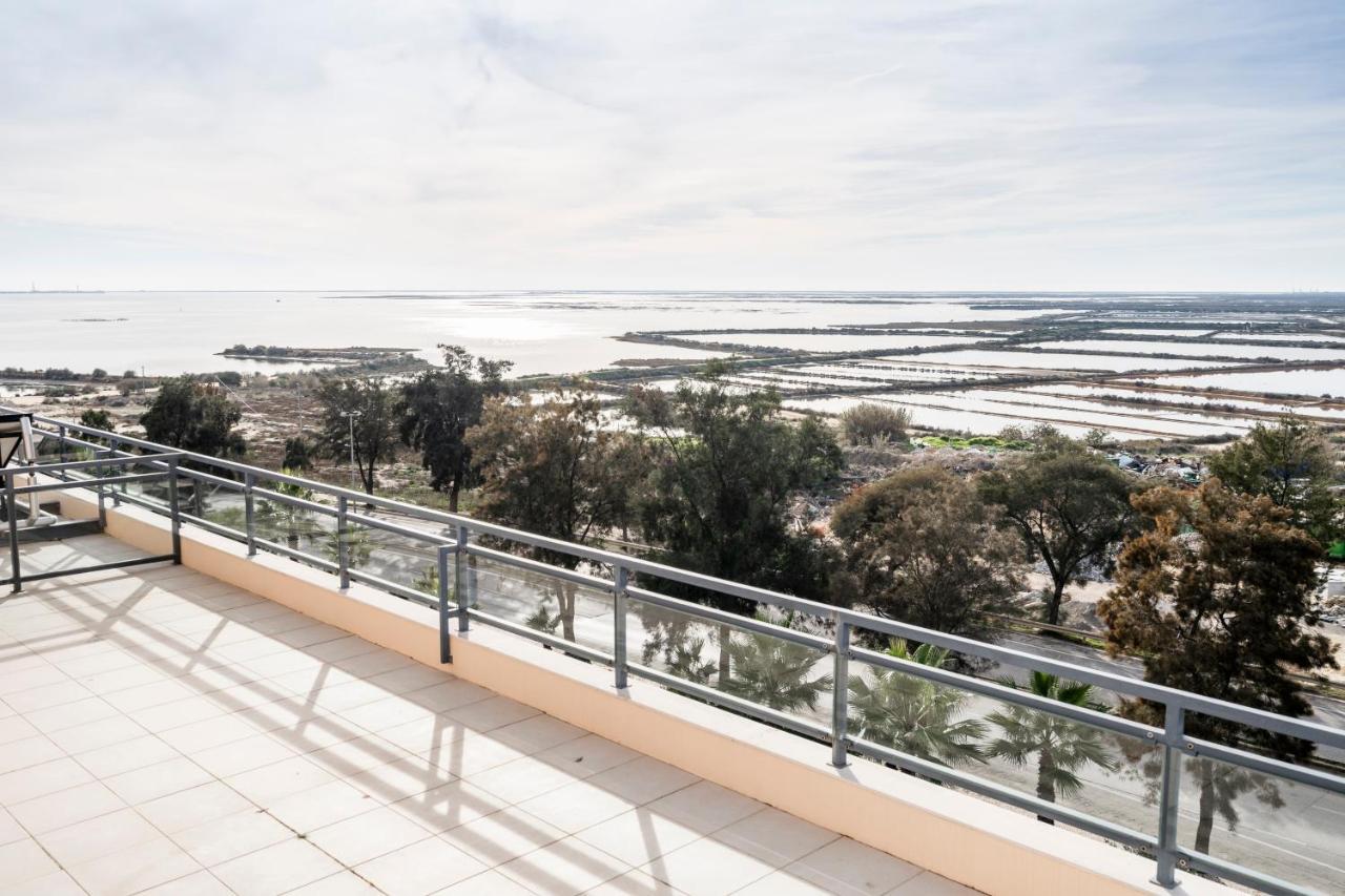 Apartmán Oceanfront: Luxury Spectacular Sea Views And Pool Olhão Exteriér fotografie
